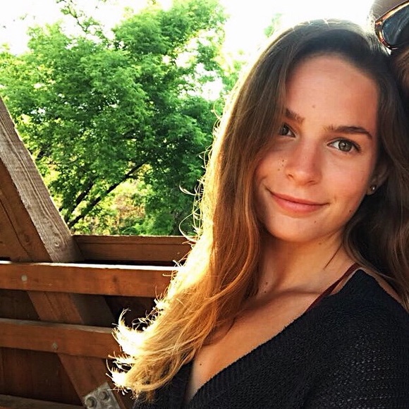 Meet your Posher, Sadie - Picture 1 of 4